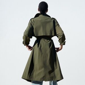 Zara Military Green BELTED TECHNICAL TRENCH COAT. Size M
